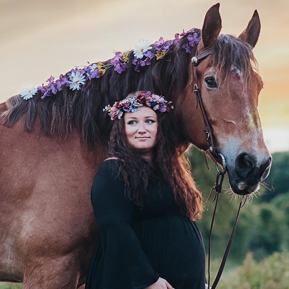 Meet your Posher, Jenny - Picture 1 of 8